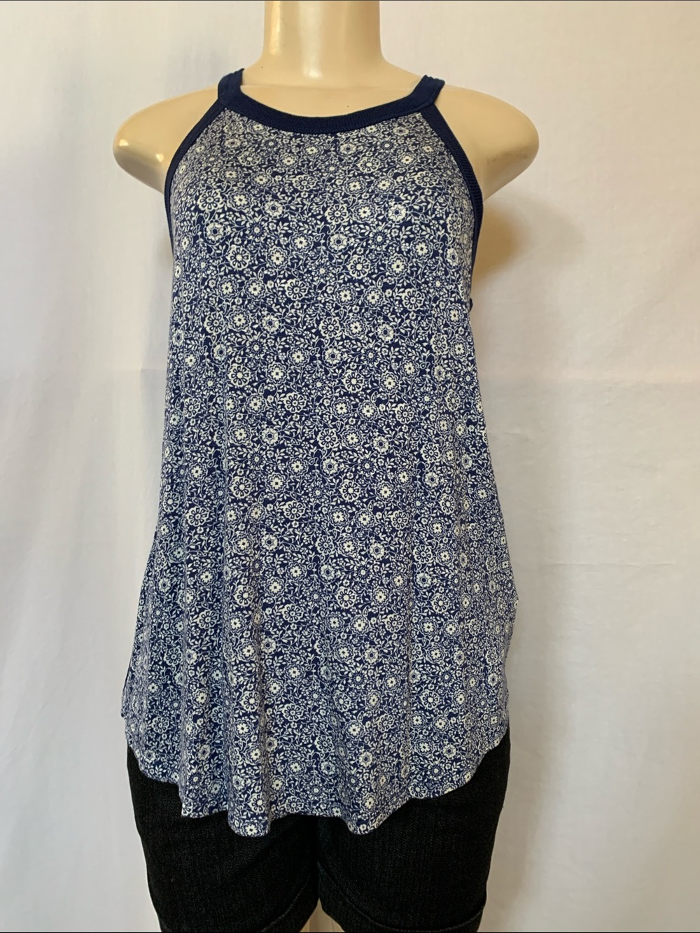 MASON & BELLE Navy Blue Floral High-Neck Swing Tank Top Size Small NWT